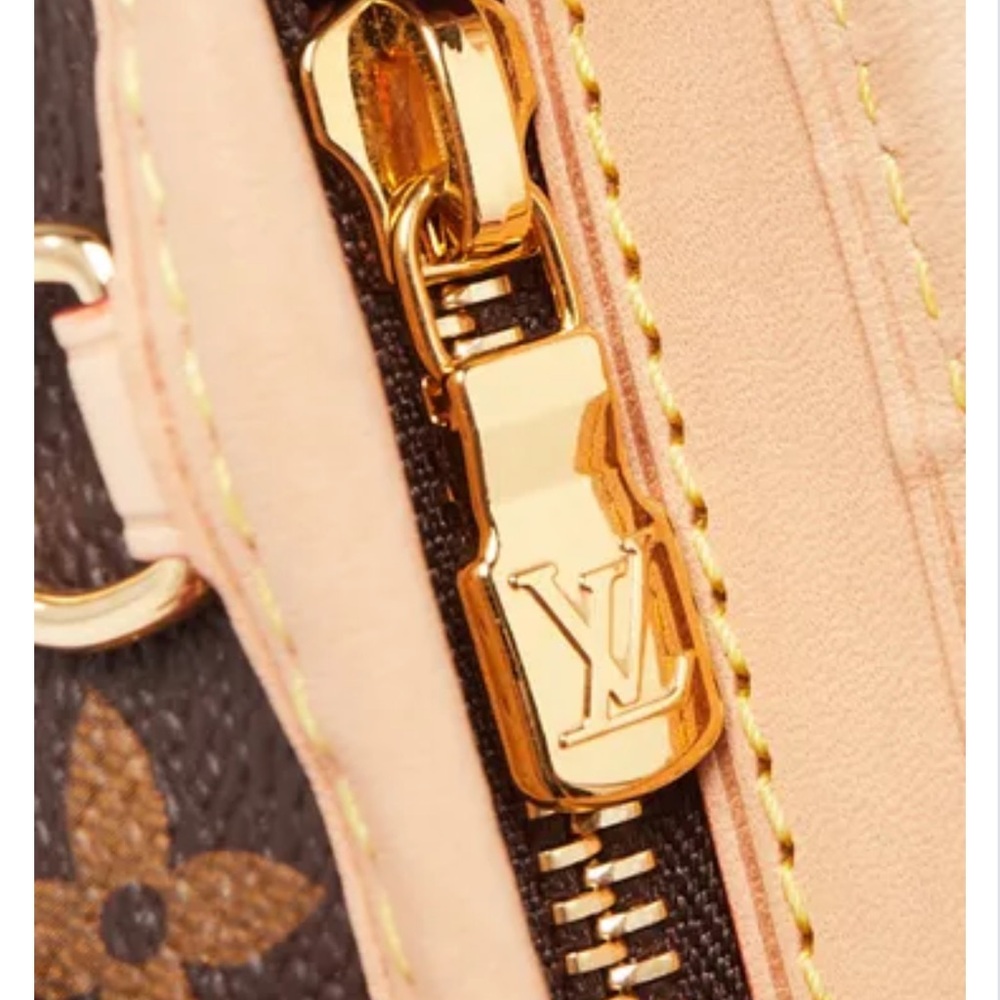 Louis Vuitton Monogram Canvas Neverfull BB Bag w/guitar strap - Picture 5 of 7